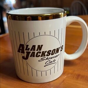 Alan Jackson’s Showcar Cage Pigeon Forge Tennessee Coffee Tea Mug Cup RARE